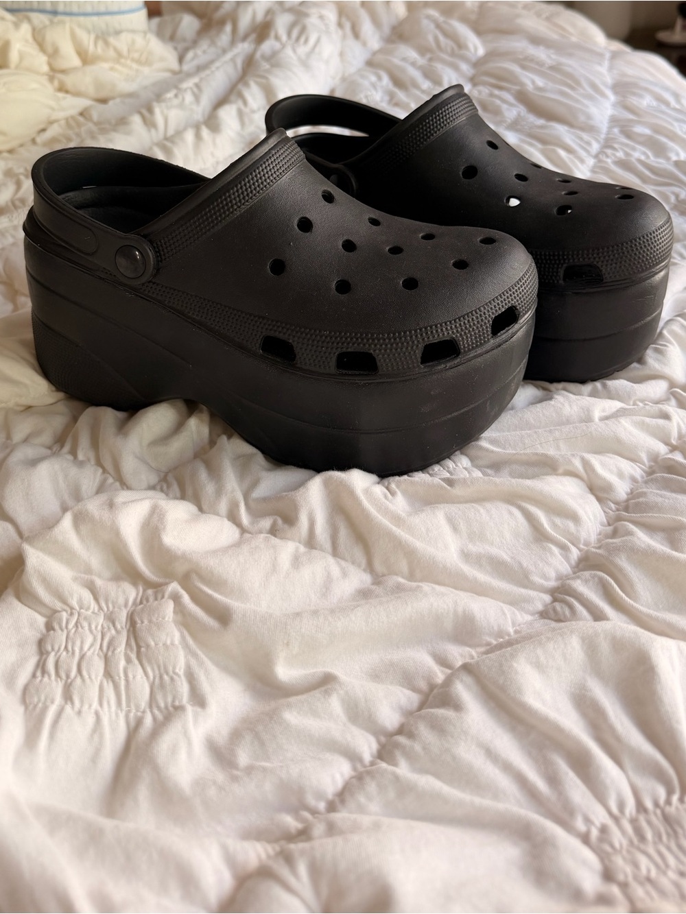 Platform Clog Shoes in Black